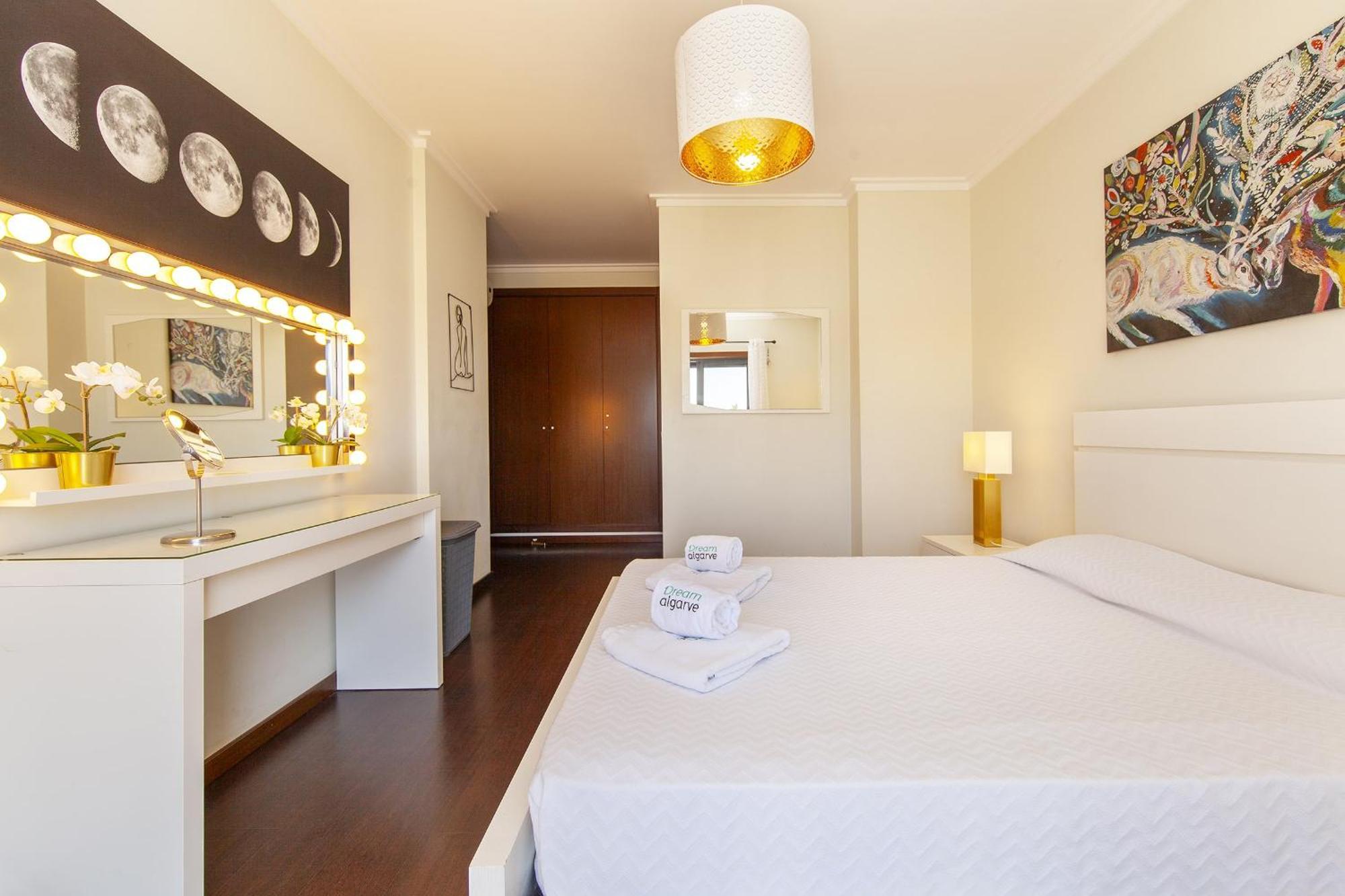 B03 - Luxury 2 Bed Marina Appartement Lagos